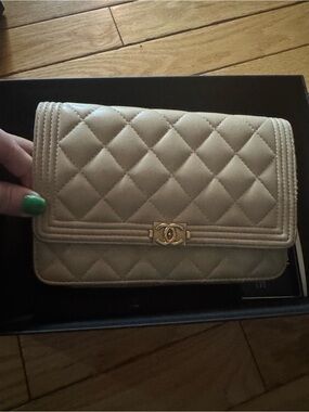CHANEL Quilted beige lambskin WOC full set